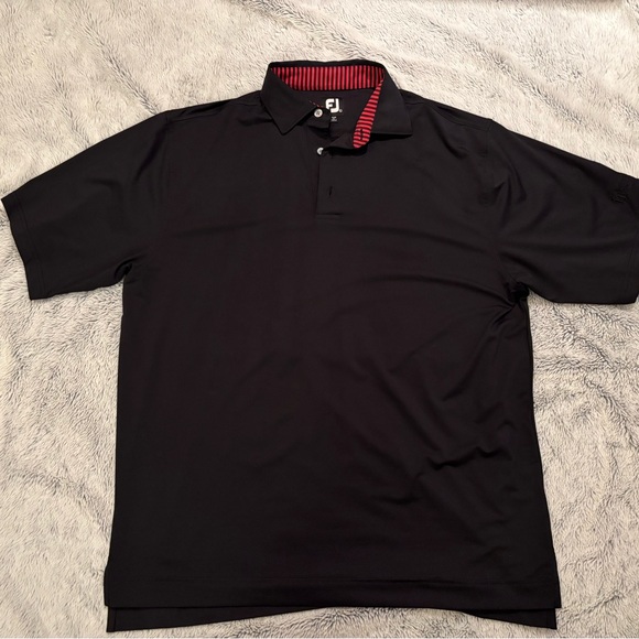 FootJoy Black Polo Shirt - Picture 1 of 3